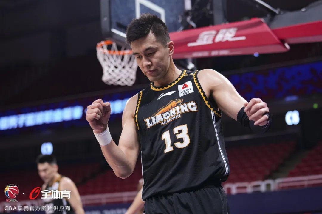 英雄联盟S15赛制-窗口期法兰克福调整名单以备CBA常规赛，防线松动环节打磨，话题不断，高层口径保持一致的简单介绍