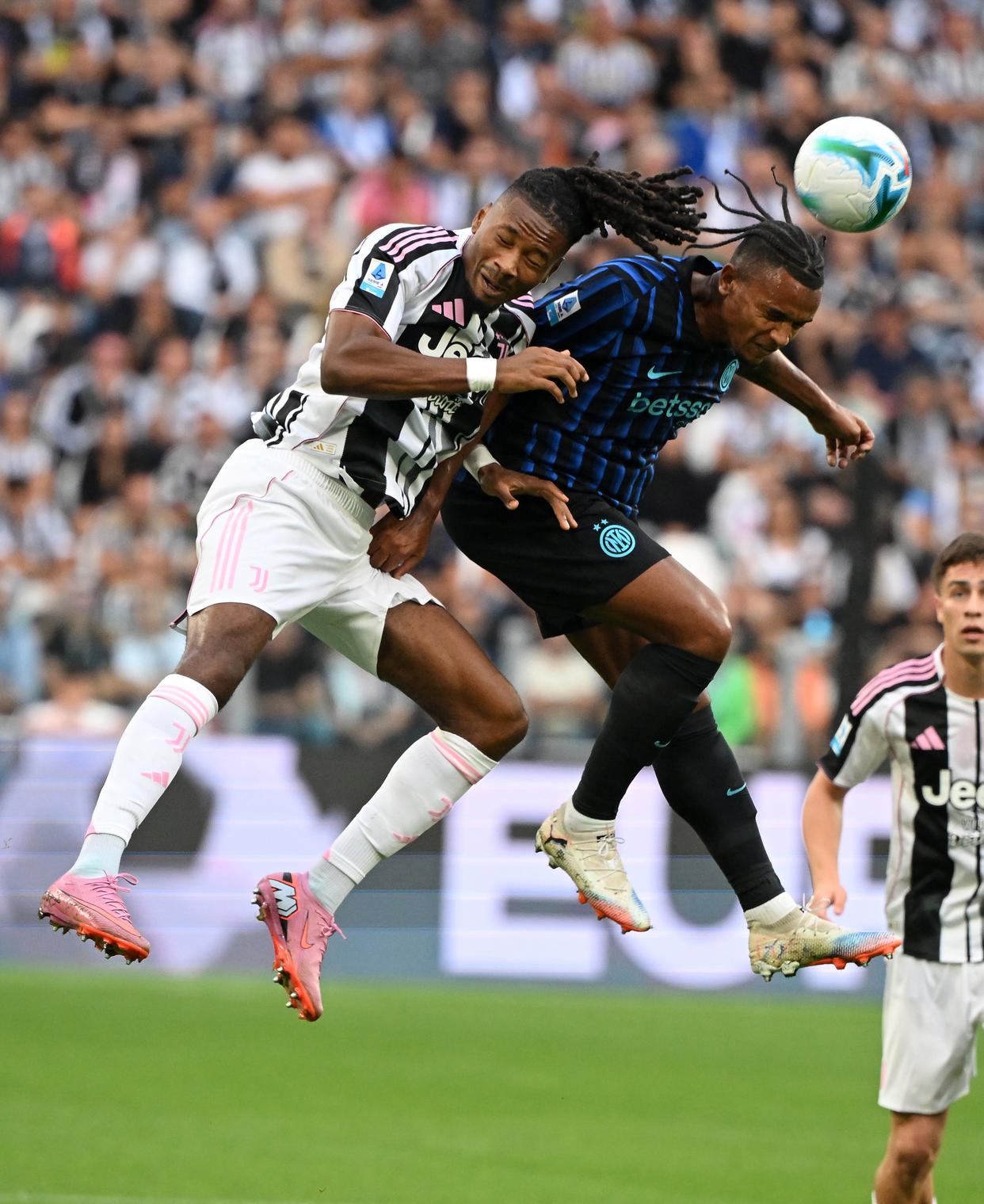 英雄联盟台服官网-包含赛前尤文图斯官宣签约——西甲节点到来，底气十足，球队文化再被提及的词条