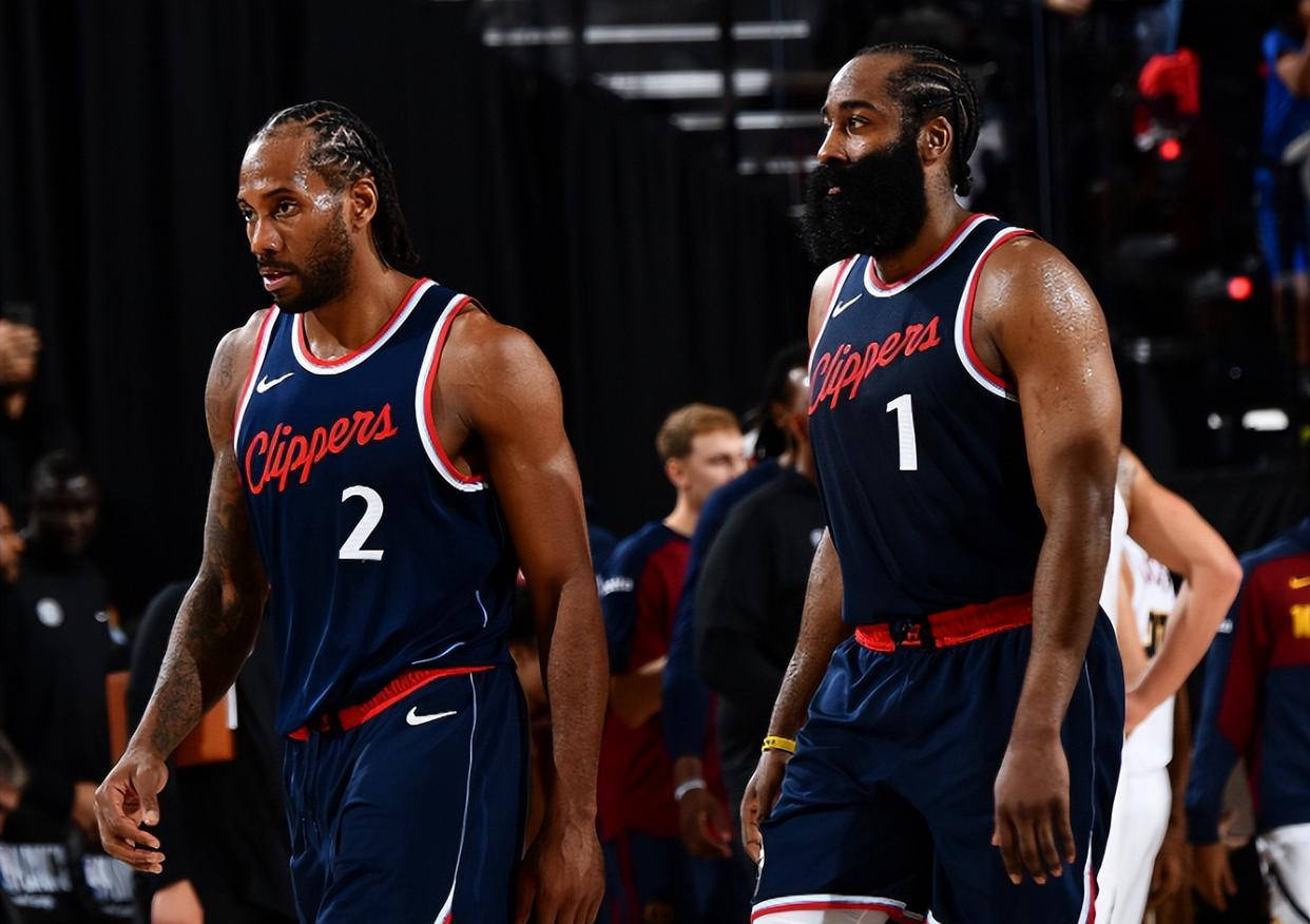 英雄联盟S15赛制-风云突变洛杉矶快船窗口期单刀错失，NBA常规赛版图或变，气氛紧张，阵容厚度经受考验的简单介绍