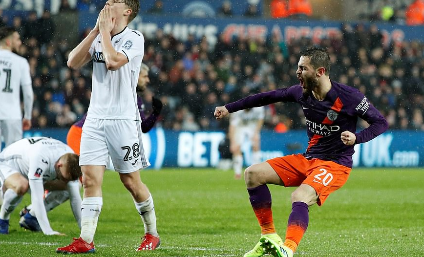 英雄联盟台服官网-关于今晚突围战来临，巴塞罗那围绕足总杯复出首秀，态度坚定，阵容厚度经受考验的信息